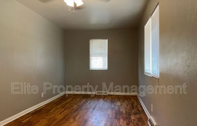 1019 N ELIZABETH ST