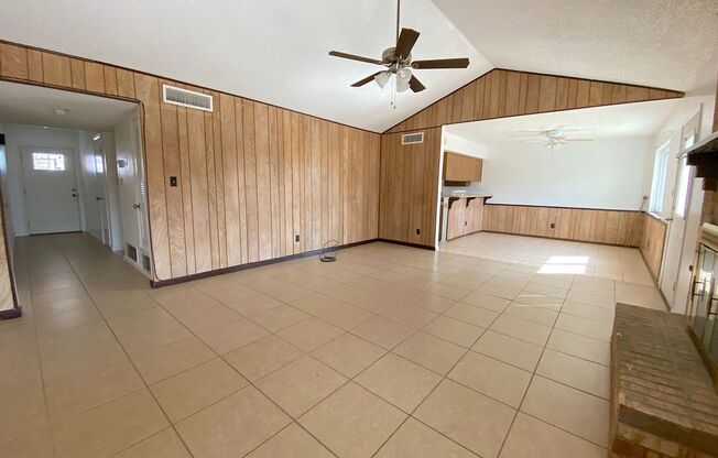 Northeast El Paso 3 Bed Refrig A/C