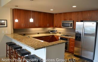 1515 Dock St 807