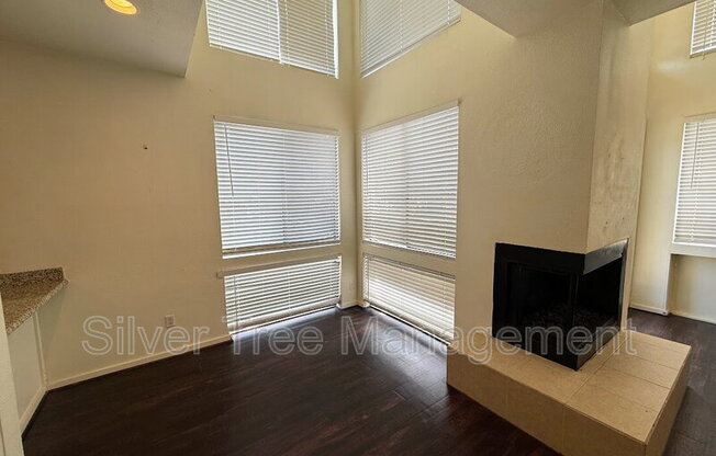 4015 Bowser Avenue