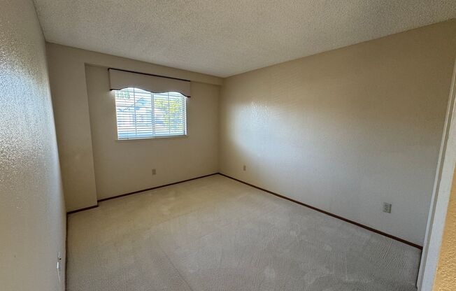 6146 Linford Terrace 3 Bed 2 bath