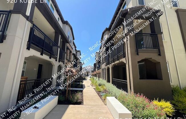 920 KOLBE LN
