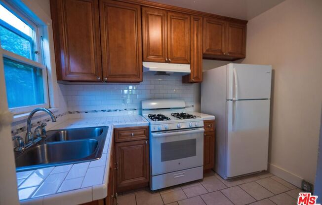 1 bed, 1 bath, 750 sqft, $2,600, Unit 1600 3/4