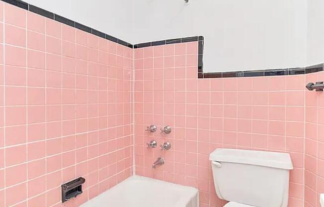 1 bed, 1 bath, $3,500, Unit 1B