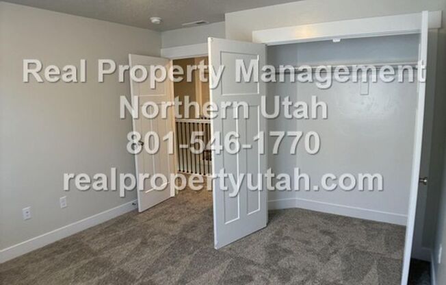 3 beds, 2.5 baths, $2,000