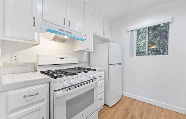 1755 SHERMAN PL