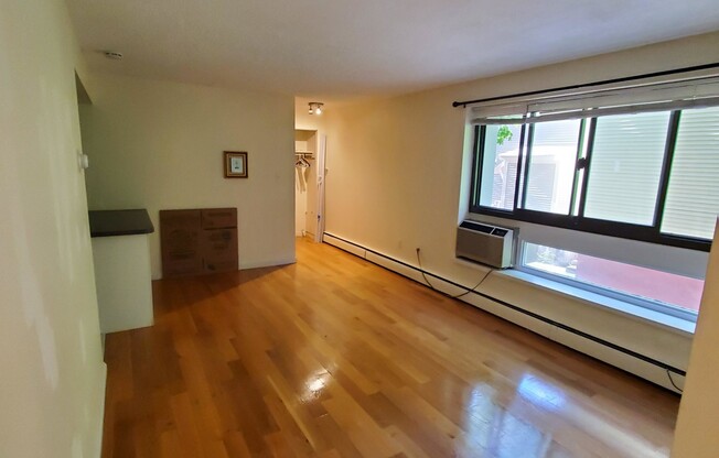 1 bed, 1 bath, 500 sqft, $2,650, Unit 22