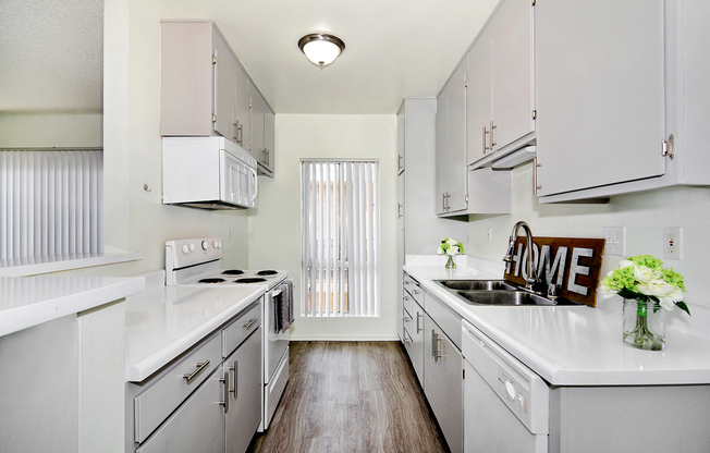 2 beds, 2 baths, 1,066 sqft, $2,850, Unit Unit 109