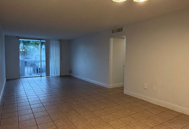 Spacious 2BR/2BA Condo at Bayview Palms – North Miami