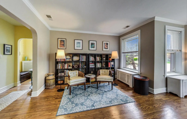 21 LE MOYNE PKWY