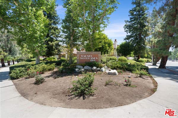 5720 Owensmouth Ave., #128