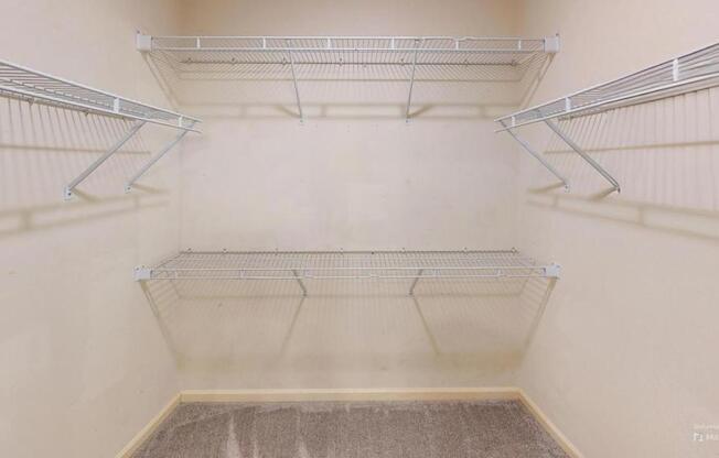 3 beds, 2 baths, 2,043 sqft, $1,700