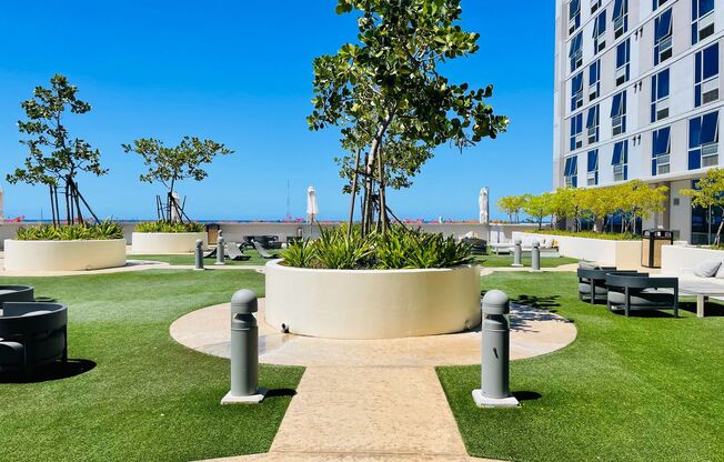 1 bed, 1 bath, $2,500, Unit UNIT # 2103