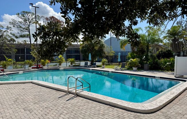 4 beds, 2 baths, 1,407 sqft, $2,575, Unit 088