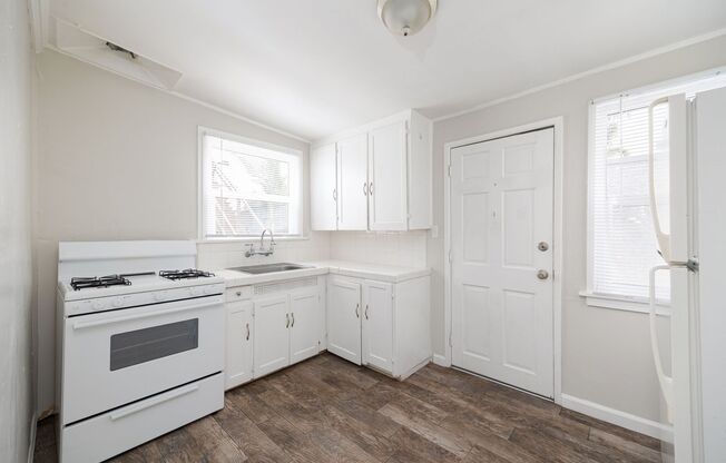 Perfectly situated studio in Normal Heights now available!