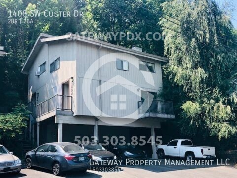 1408 SW Custer Dr