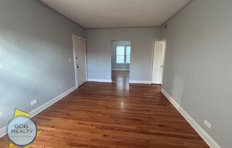 Charming Apartments in Rogers Park!