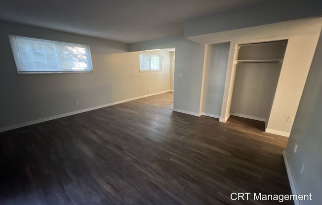 3 beds, 2 baths, $1,975, Unit # 411