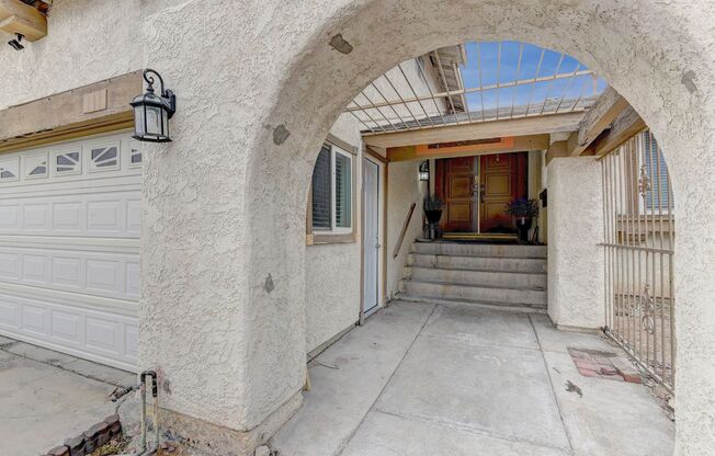 Beautiful 2 Story 4 Bedroom 2.5 Bathroom home