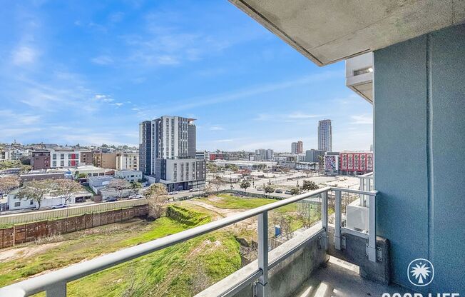 1 bed, 1 bath, $1,950, Unit # 608