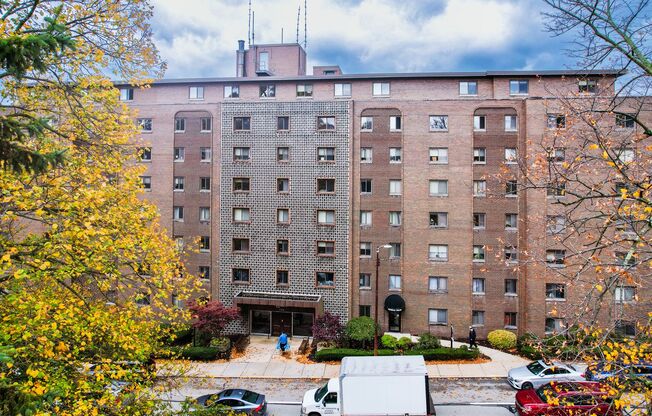 2 beds, 2 baths, 924 sqft, $1,315, Unit Unit 616