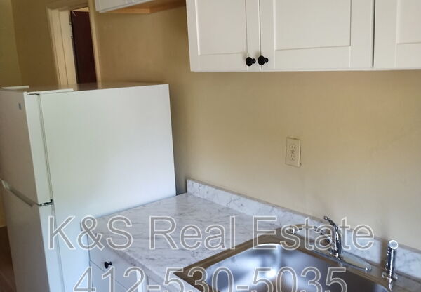 121 LEBANON BLVD 9
