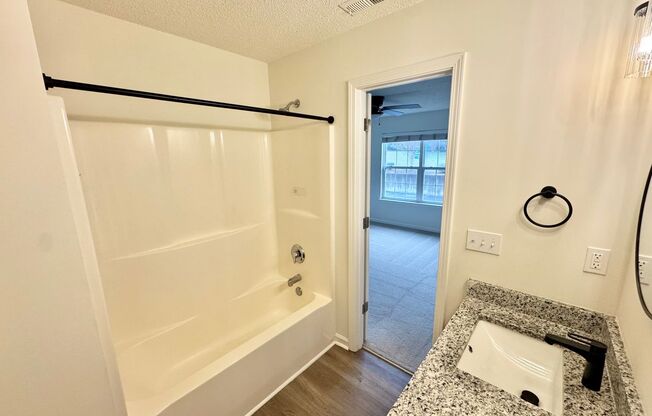 2 beds, 2 baths, $1,395, Unit 321-302