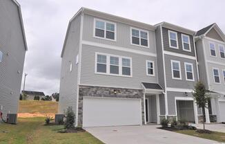 1057 SHORESIDE DR