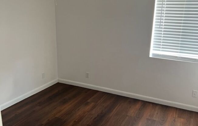 2 beds, 1 bath, $1,725