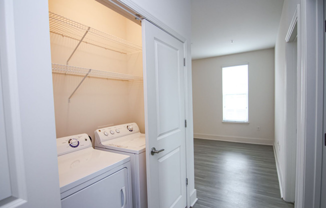 2 beds, 2 baths, 1,103 sqft, $1,675