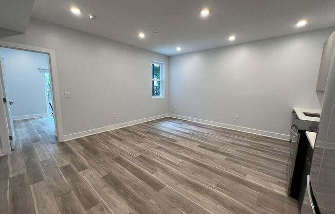 4937 Chestnut