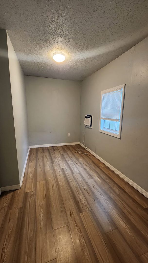 3214 E. 10th Ave.