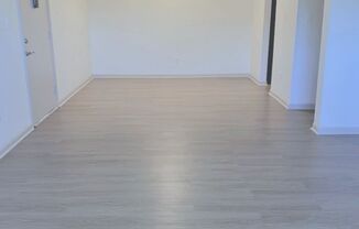 2 beds, 1 bath, 1,050 sqft, $1,295, Unit 166