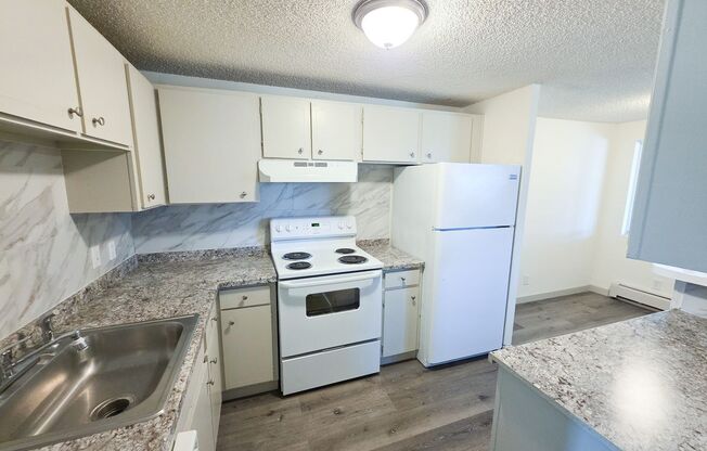 2020 Jerry Murphy Road | Pueblo, CO 81001 - Sunstone Apartments