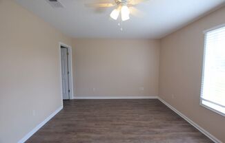 3 beds, 2 baths, 1,200 sqft, $875, Unit A