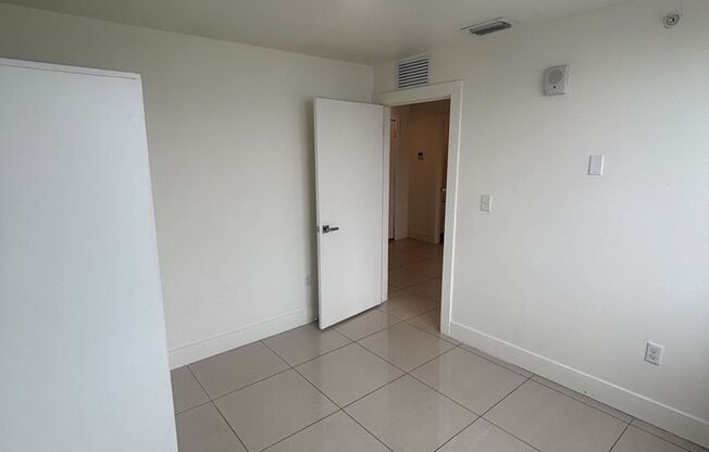 2 beds, 1 bath, 550 sqft, $1,995, Unit 829-210