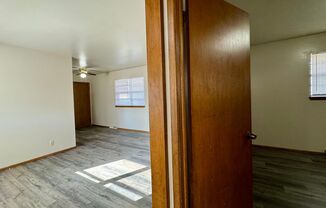 2 beds, 1 bath, $775, Unit # 1