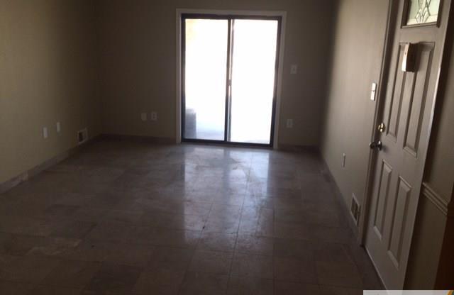 331 LANCASTER CT