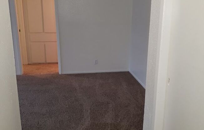 1 bed, 1 bath, 630 sqft, $790, Unit *123