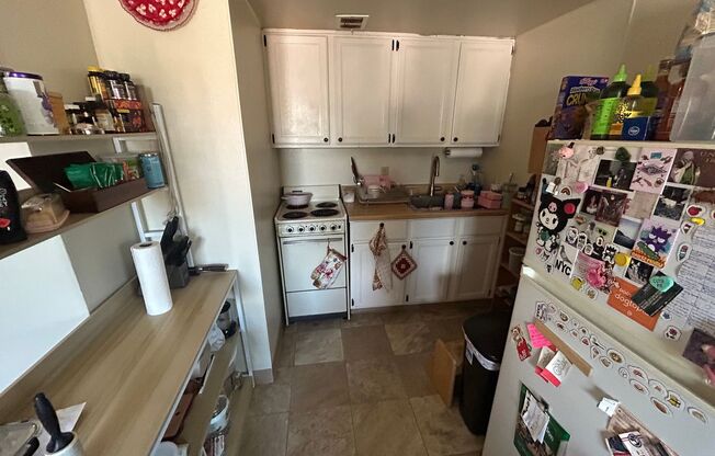 1 bed, 1 bath, $905, Unit 404