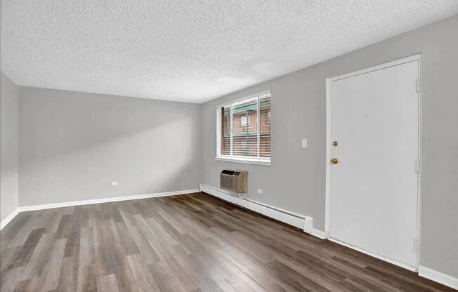 Welcome Home to Moline Apartments in Aurora!