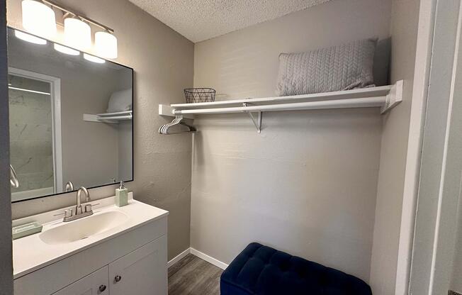 1 bed, 1 bath, 500 sqft, $919