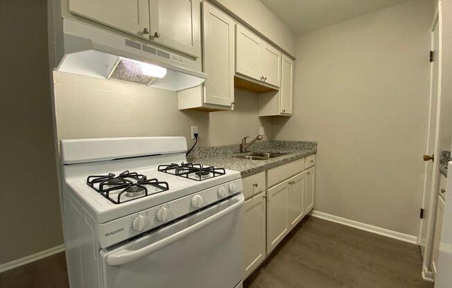 College Manor Apartments