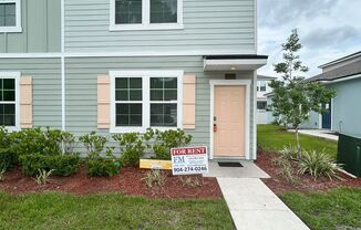 NEWER BUILD, SPACIOUS 3 Bedroom, 2 Bath Townhome READY FOR MOVE-IN!!