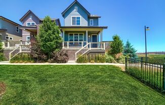 Modern 3 Bedroom Single Family Home in Denver