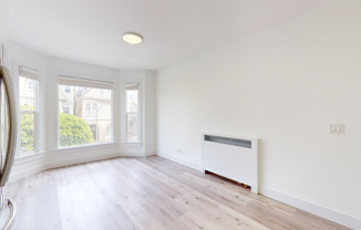 2425 BUCHANAN