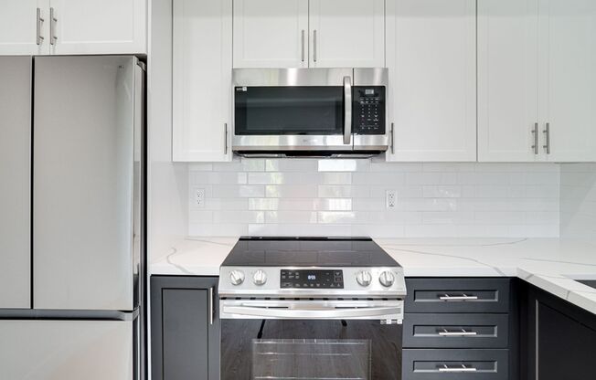 Studio, 1 bath, 473 sqft, $1,995, Unit 326
