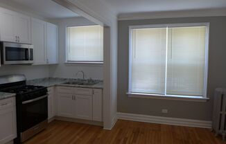 2 beds, 1 bath, $1,595, Unit 2048 Kostner - 3A