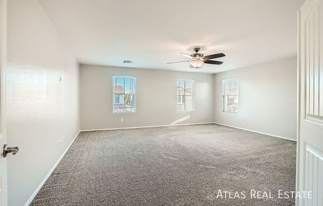 1181 E TAYLOR TRL