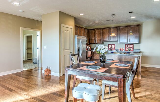 1 bed, 1 bath, 770 sqft, $1,495, Unit 19119 Unit 103 A770 Includes Garage